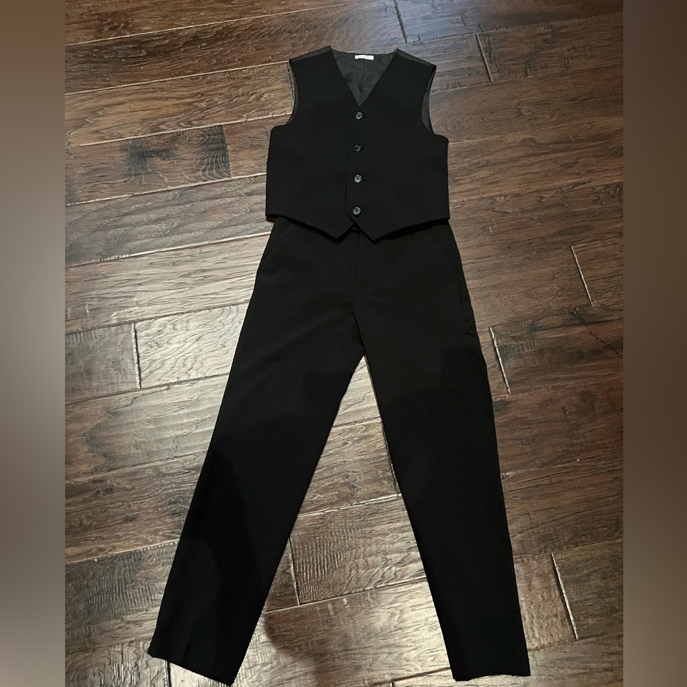 Calvin Klein
Big Boys Slim Fit Stretch Suit Pants & Vest - Picture 3 of 9